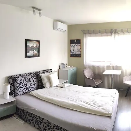 Kertes Quarto em Acomodações Particulares *